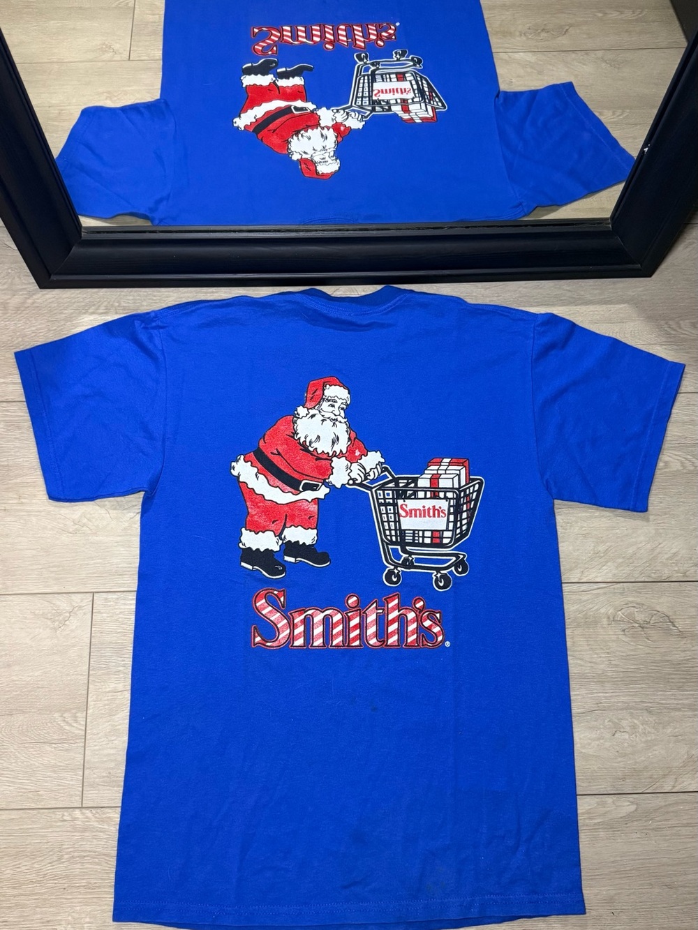 Vintage 1990s Santa Claus Smiths Cart “Happy Holiday’s” Spellout Shirt